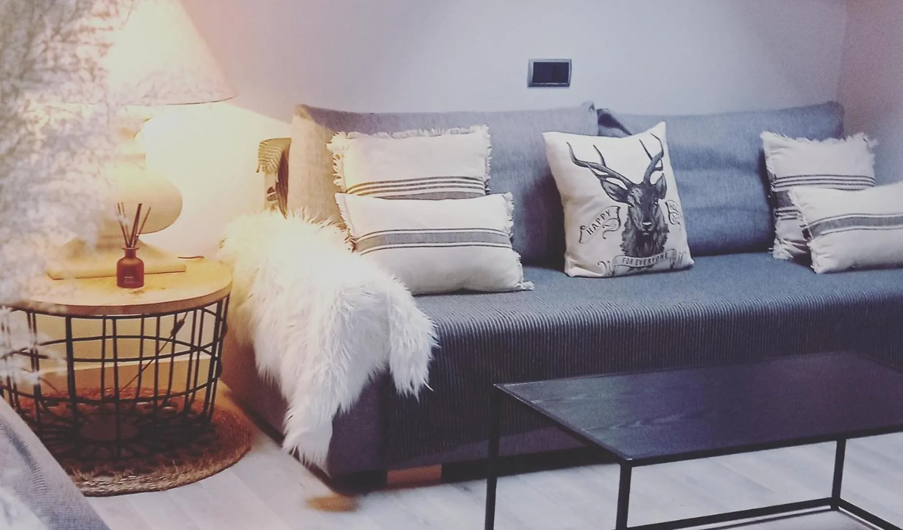 Lo Attic Apartment Sort Spain