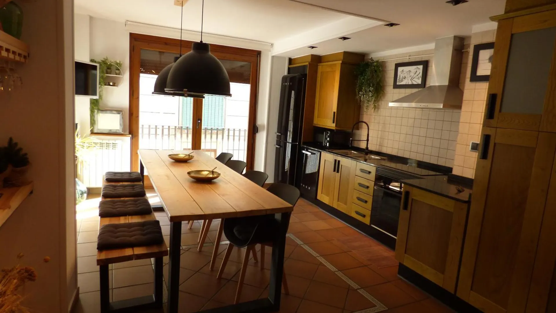 Lo Attic Apartment Sort 0*,