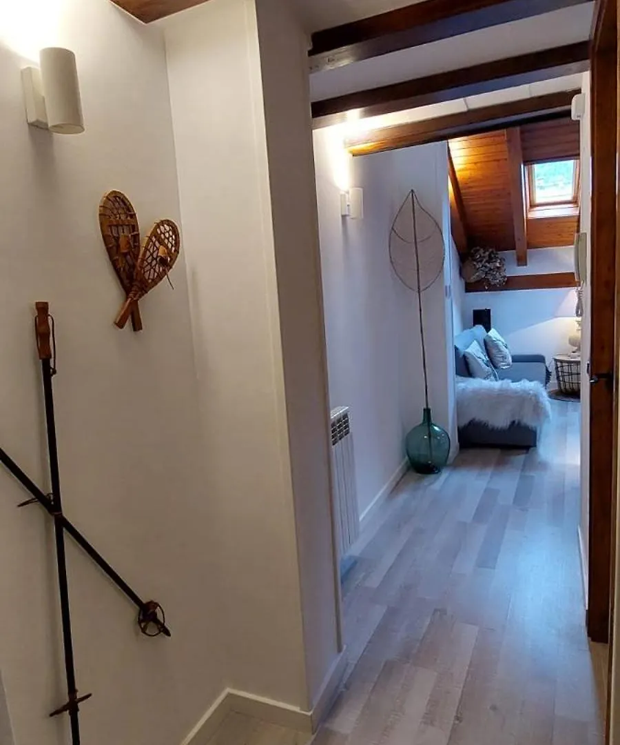 Lo Attic Apartment Sort Spain